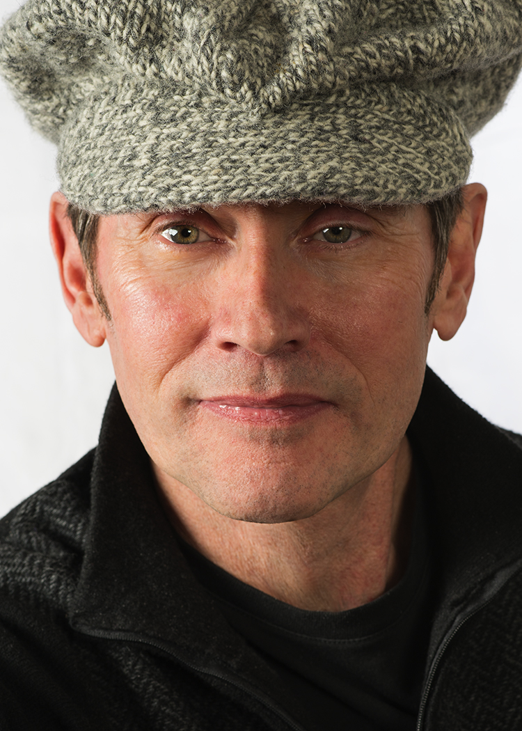 McIntyre D 5871 Cropped 2x3 300dpi